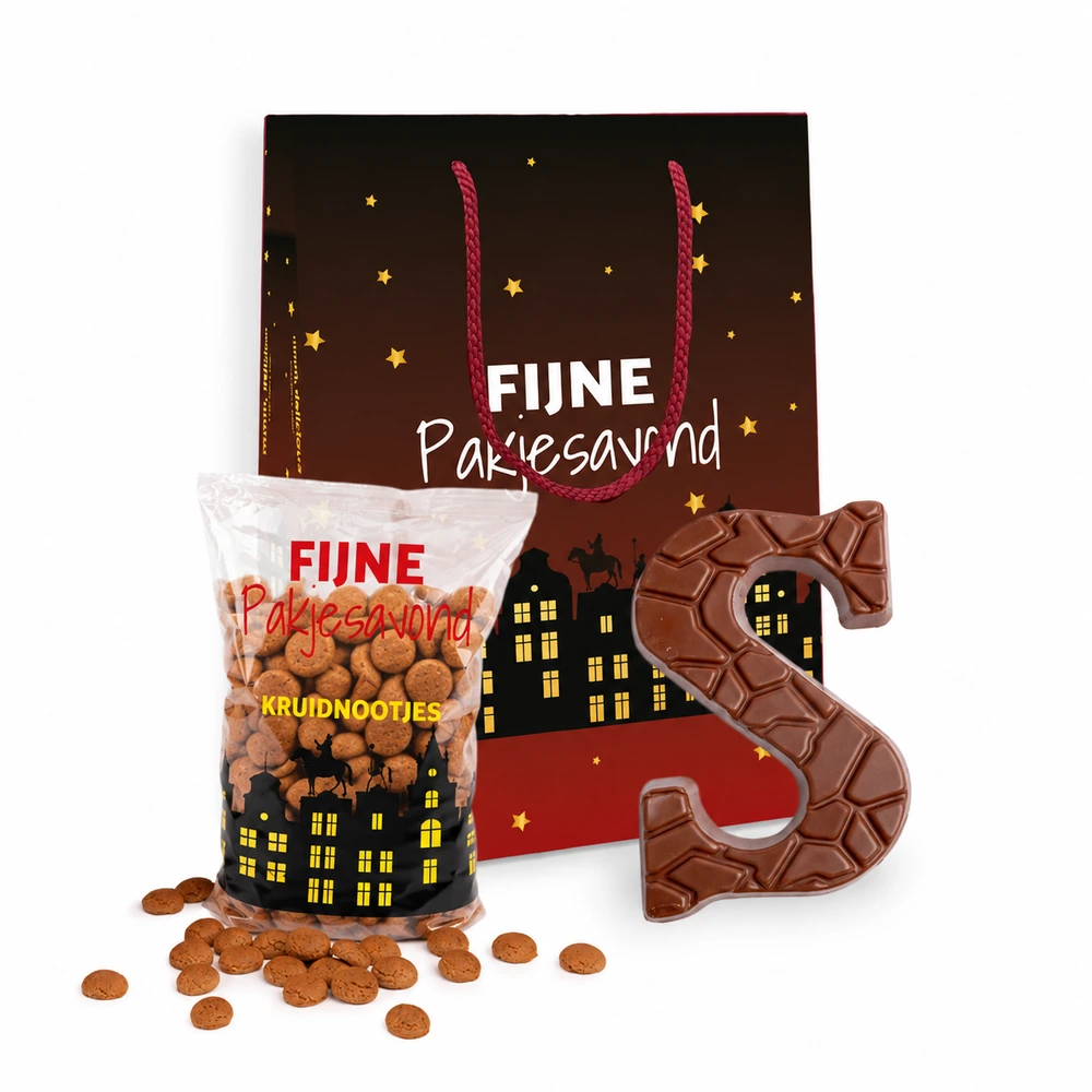 Sinttas met Bakey kruidnoten (200 gram) en chocoladeletter 135 gram